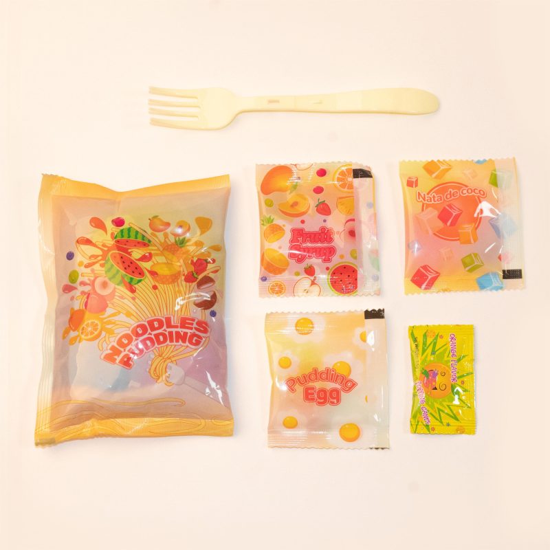 HALAL Customized DIY Fruit Flavor Fried Egg Noodle Pudding Jelly With Popping Candy For Kids - Image 2